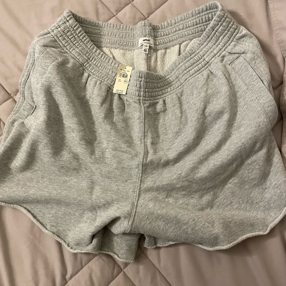 Aerie Light Gray Knit Shorts NWT Size L